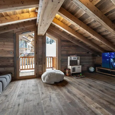 Chalet St. Anton Savor Serenity Of Nature Embrace アパート *